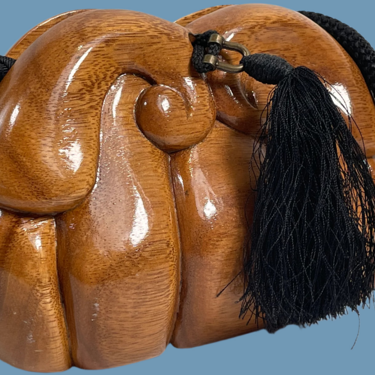 Vintage Timmy Woods Beverly Hills Hand Carved Acacia Wood Handbag