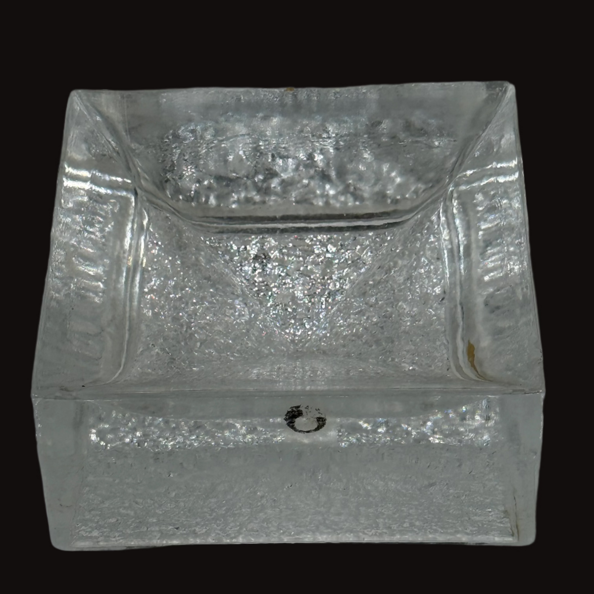 sweden_ashtray_1.heic?crop=