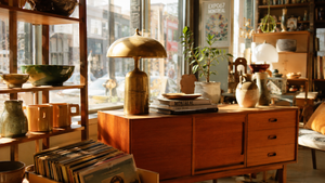 How to Start a Vintage Collection: A Beginner's Guide for Montreal Shoppers