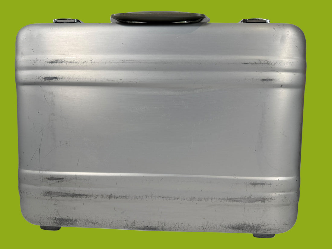 Zero_Haliburton_attache_Case 