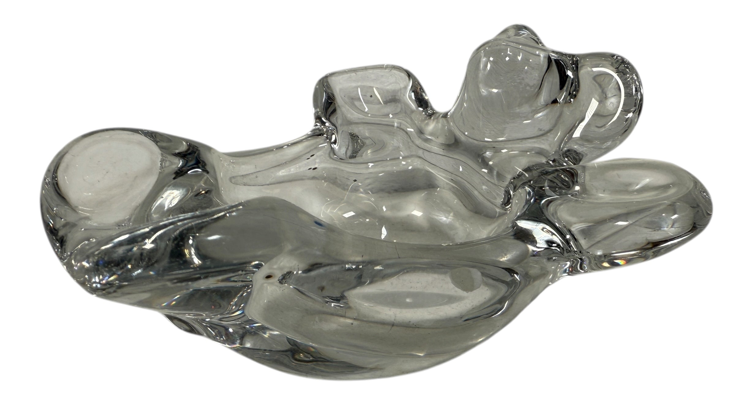 Vintage Vannes-le-Châtel crystal bear bowl made in France. Heavy sculpted glass with clear mid-century form. Great décor piece or collectible gift.