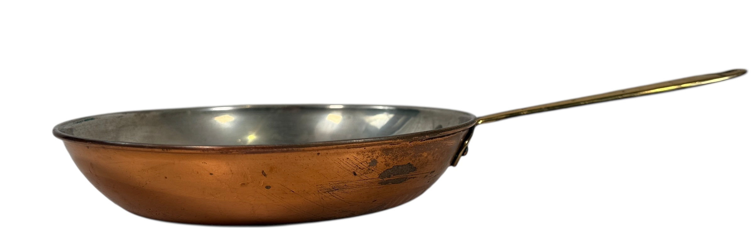 Vintage Portuguese copper saucepan, 8.25in tin-lined with brass handle. Solid copper cookware suitable for display or use. 1970s–90s export piece.