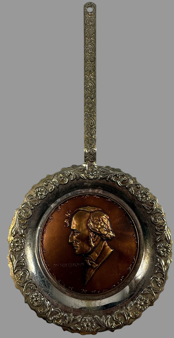 Vintage Brass Wall Plaque – Felix Mendelssohn Portrait Relief, 5¾″ – Ornate Floral Border