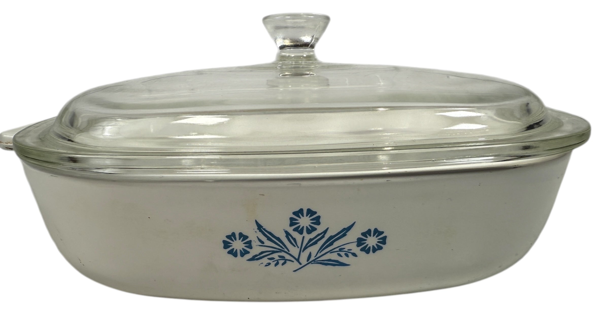 Vintage Corning Ware P-9 Blue Cornflower 9-inch casserole with glass lid. Canadian-made pyroceram cookware. Clean interior and functional vintage condition.