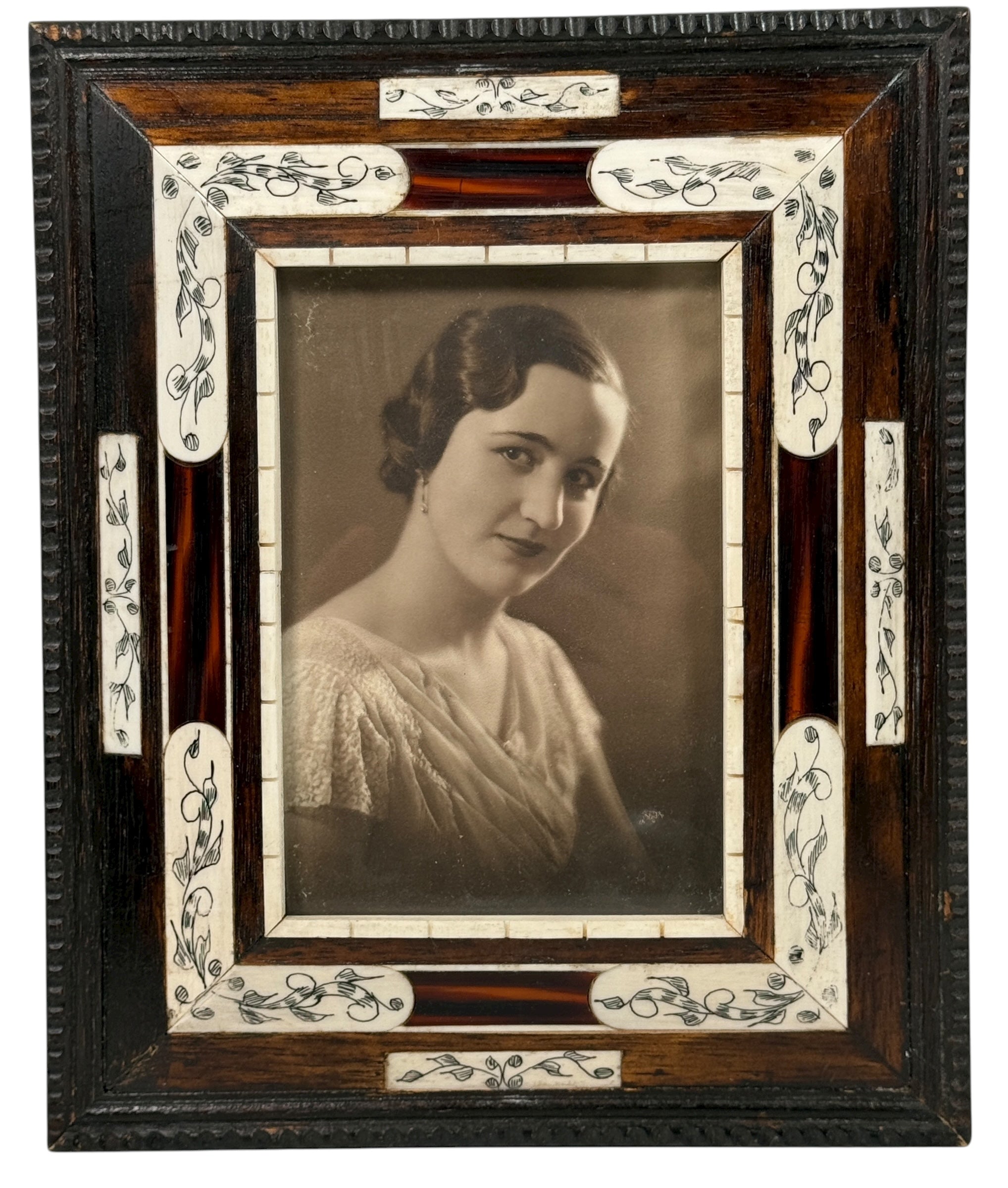 Mid-century Indian bone and horn inlay frame with hand-painted floral panels. Authentic materials, vintage patina, 1950s–70s craftsmanship. Great decor piece.