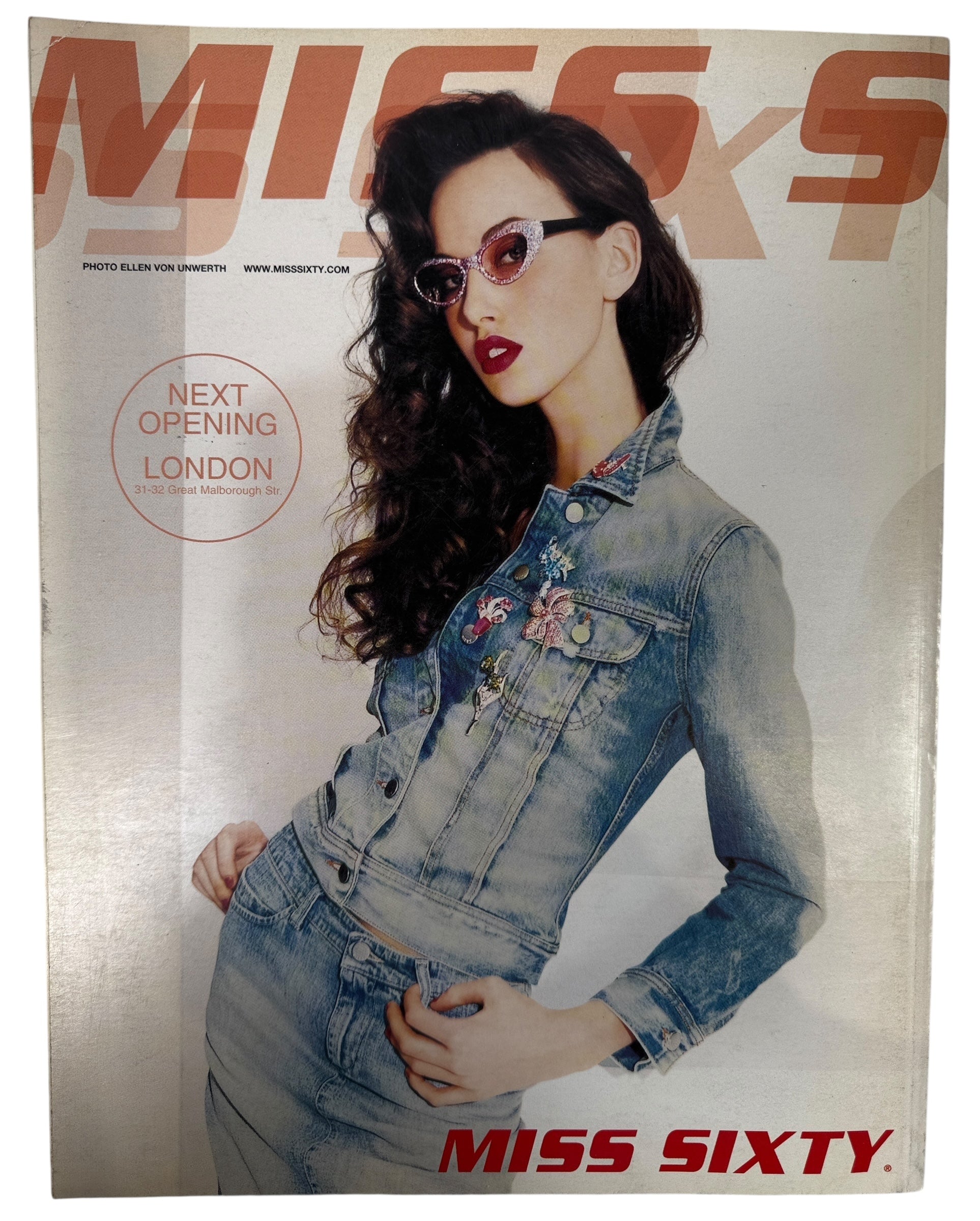 The Face January 2001 featuring Destiny’s Child. Iconic Y2K British style magazine with music, fashion, and pop culture highlights. Complete issue.