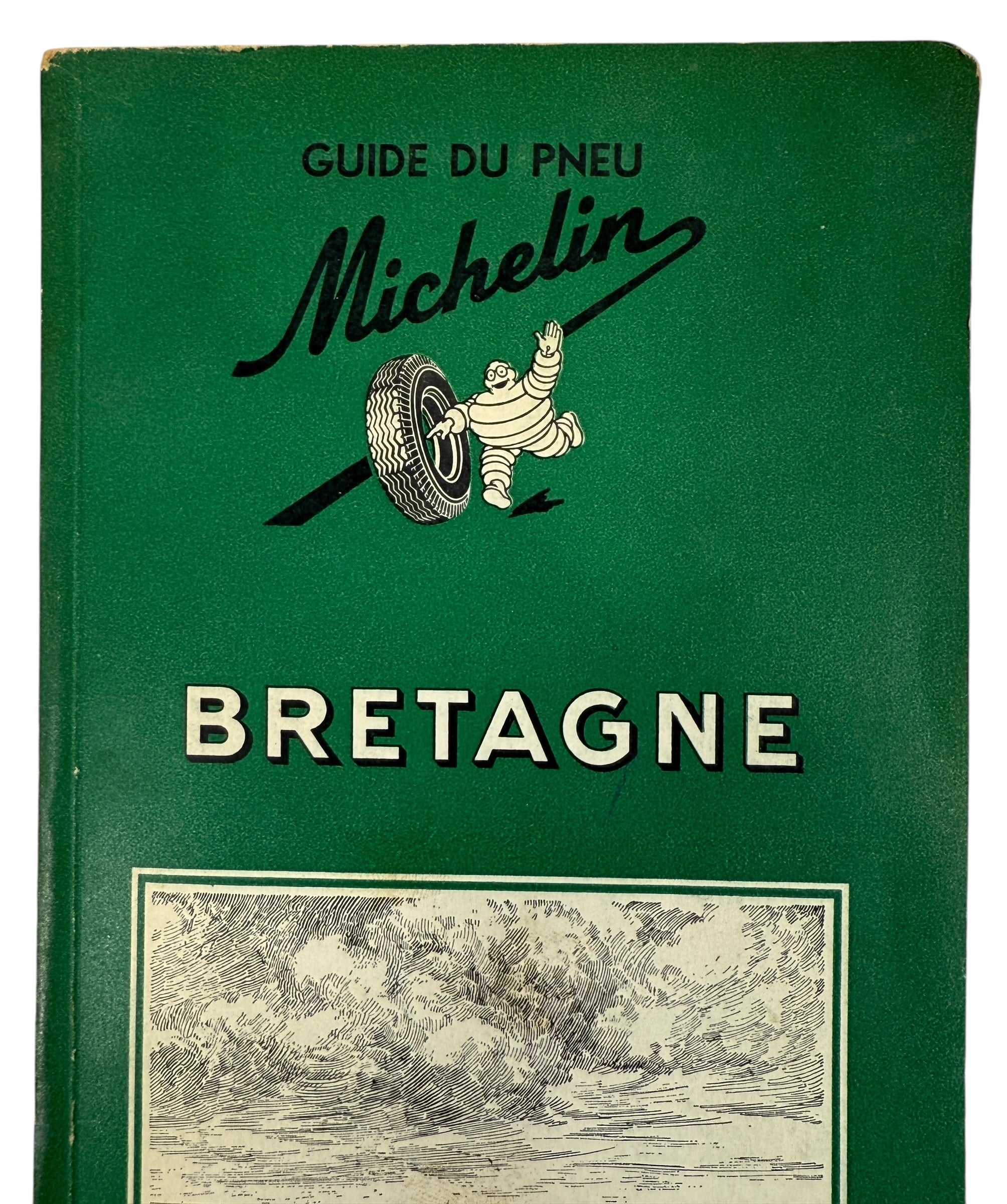 Vintage 1959 Michelin Bretagne Guide Vert, 16th edition with classic Bibendum cover and engravings. Collectible French motoring guide in good condition.