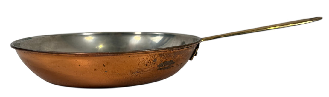 Vintage Portuguese copper saucepan, 8.25in tin-lined with brass handle. Solid copper cookware suitable for display or use. 1970s–90s export piece.