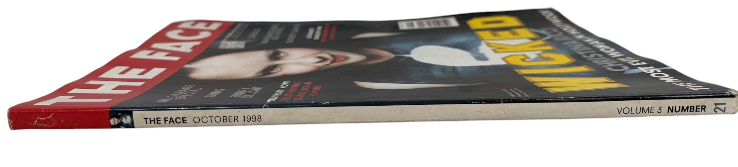 1998 The Face magazine with Christina Ricci “Wicked” cover. VG vintage issue featuring UK Garage, Cassius, Fatboy Slim, Master P, and iconic 90s ads.