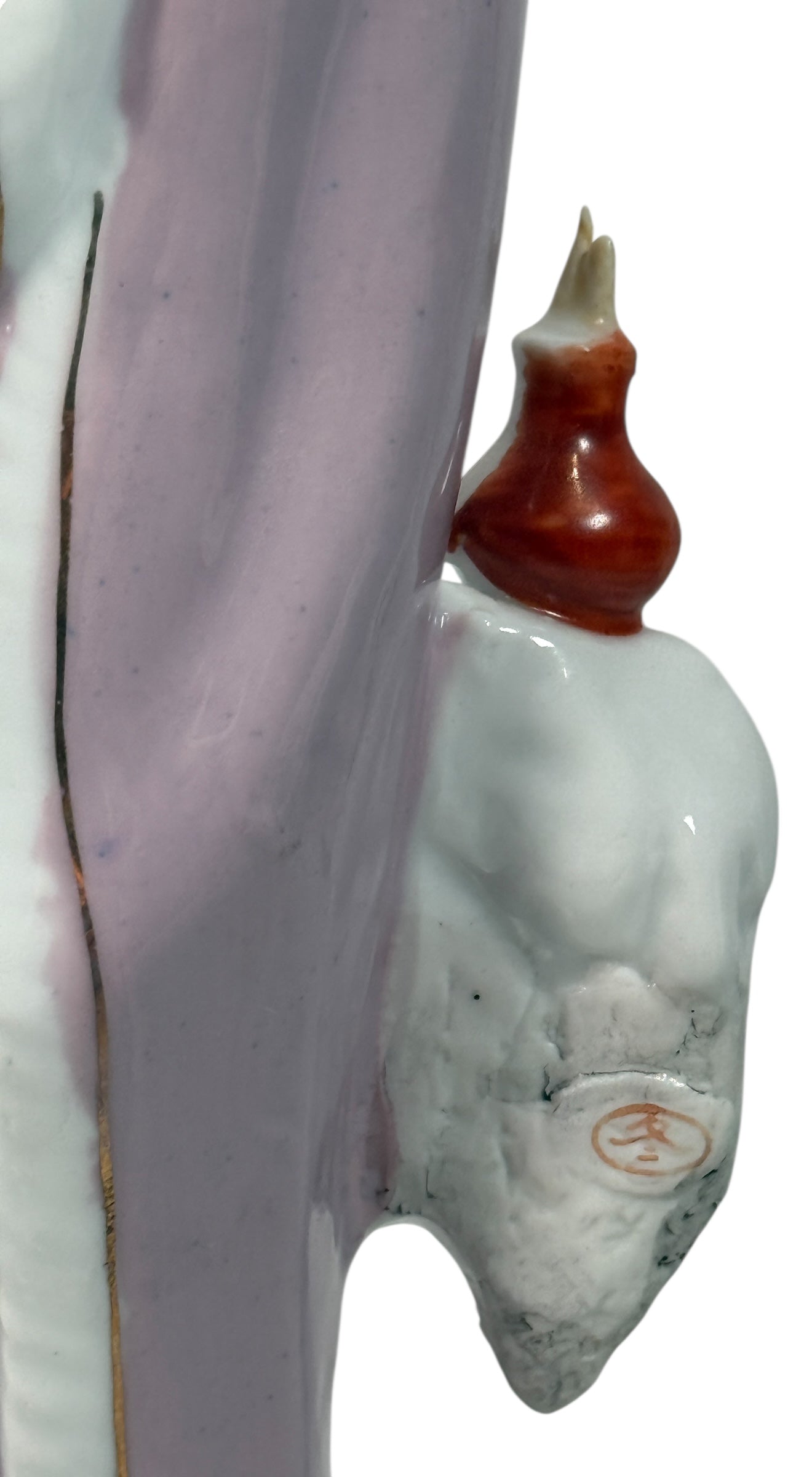 Vintage Chinese export Guanyin porcelain figurine with pastel lavender robe. Mid-century Buddhist decor, serene and elegant, in very good condition.