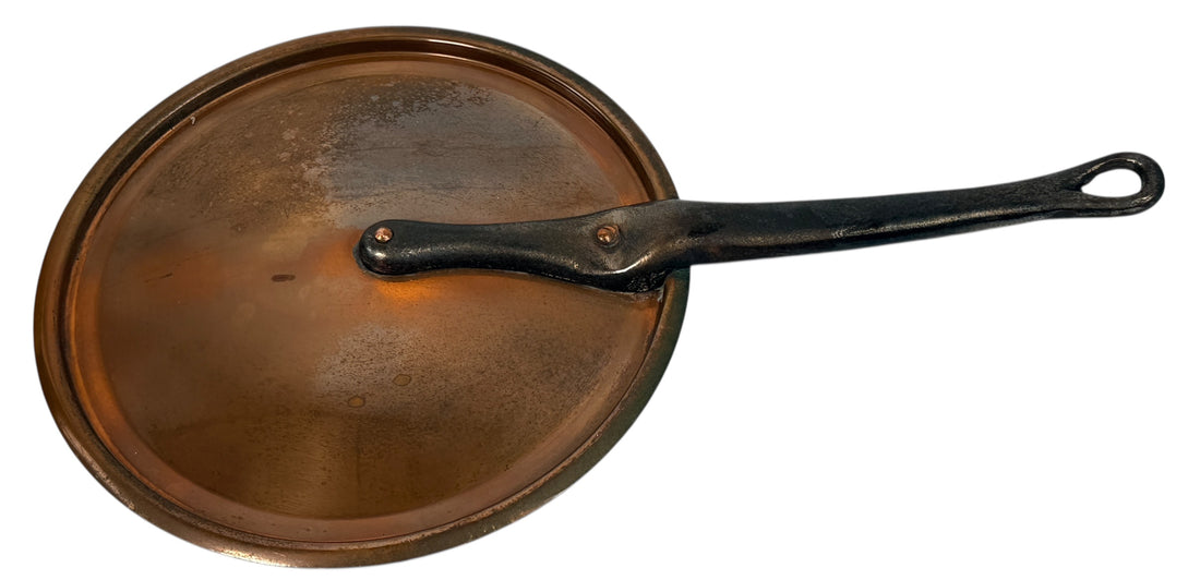 Vintage 8.5” metal saucepan replacement lid. Perfect for replacing missing cookware parts. Functional with light wear. Mid-century sustainable kitchenware.