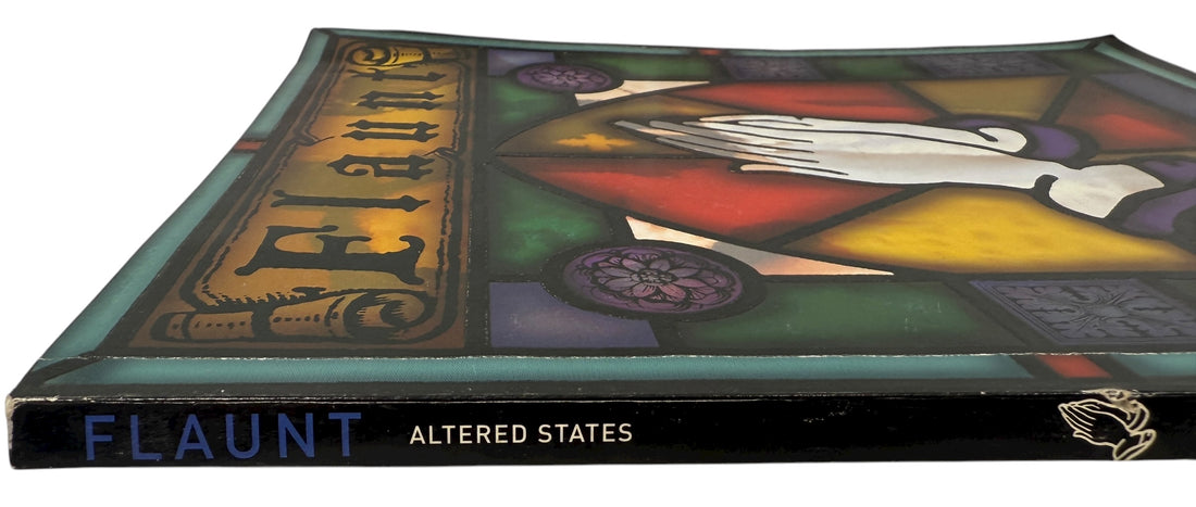 Flaunt Magazine April 2001 Issue #23 featuring Christina Ricci, Gorillaz &amp; Ethan Suplee. Early 2000s cult magazine collectible in good condition.