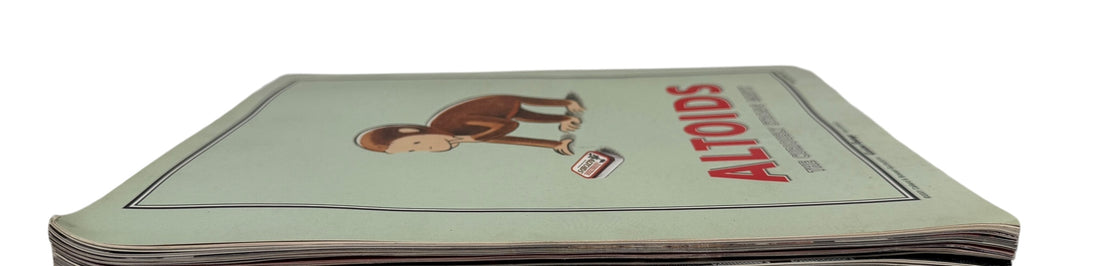 Rare Flaunt Magazine Dec/Jan 2002 #30 featuring Brad Pitt “Button Up” cover, complete issue with original ads, excellent condition collectible copy.