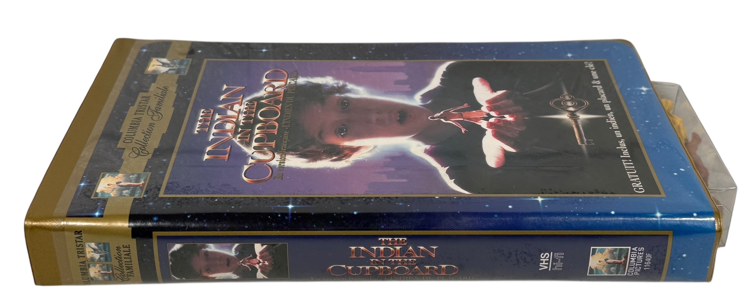 Rare 1995 Indian in the Cupboard Canadian VHS gift set with sealed Little Bear figure. Collectible 90s promo edition in good condition. Fast shipping from Montreal.