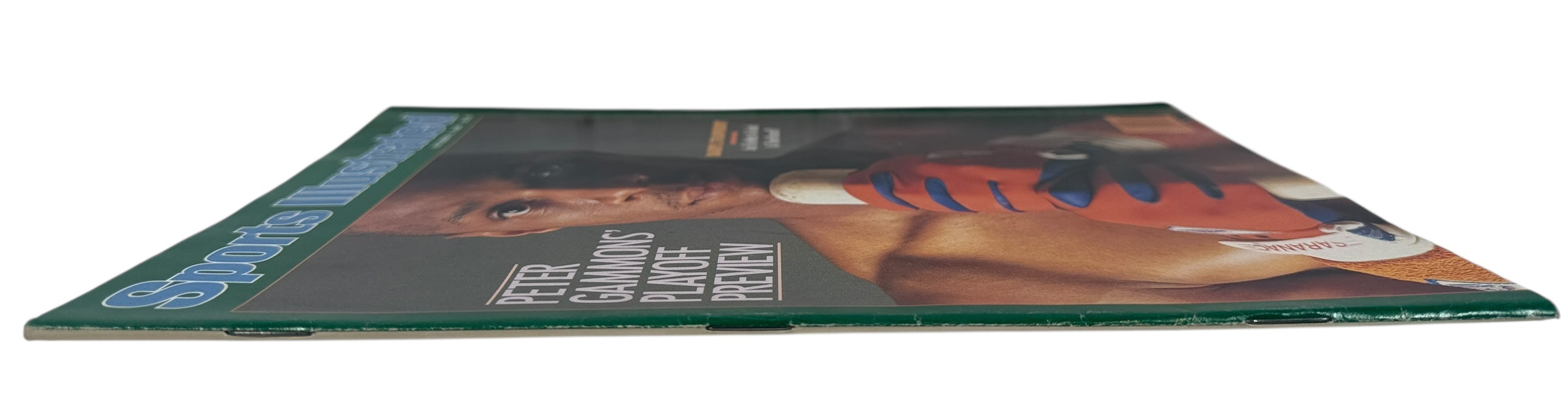 1986 Sports Illustrated issue featuring Darryl Strawberry and the Mets playoff preview. Clean no-label copy from the 1986 World Series season. Collectible sports magazine.