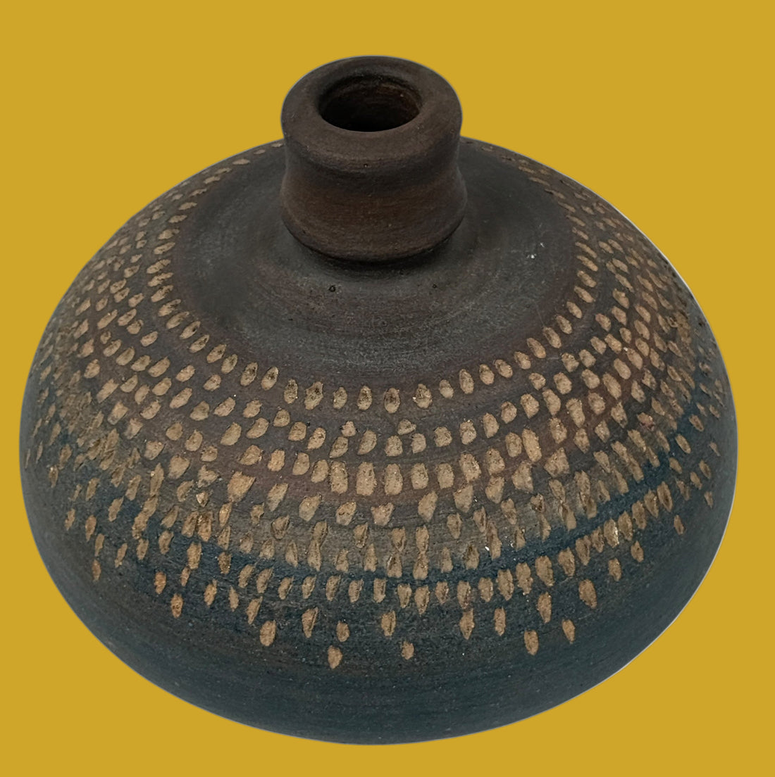 East German Black Sgraffito Vase – Form 427/2, 1960s – Hebrew Import Stamp