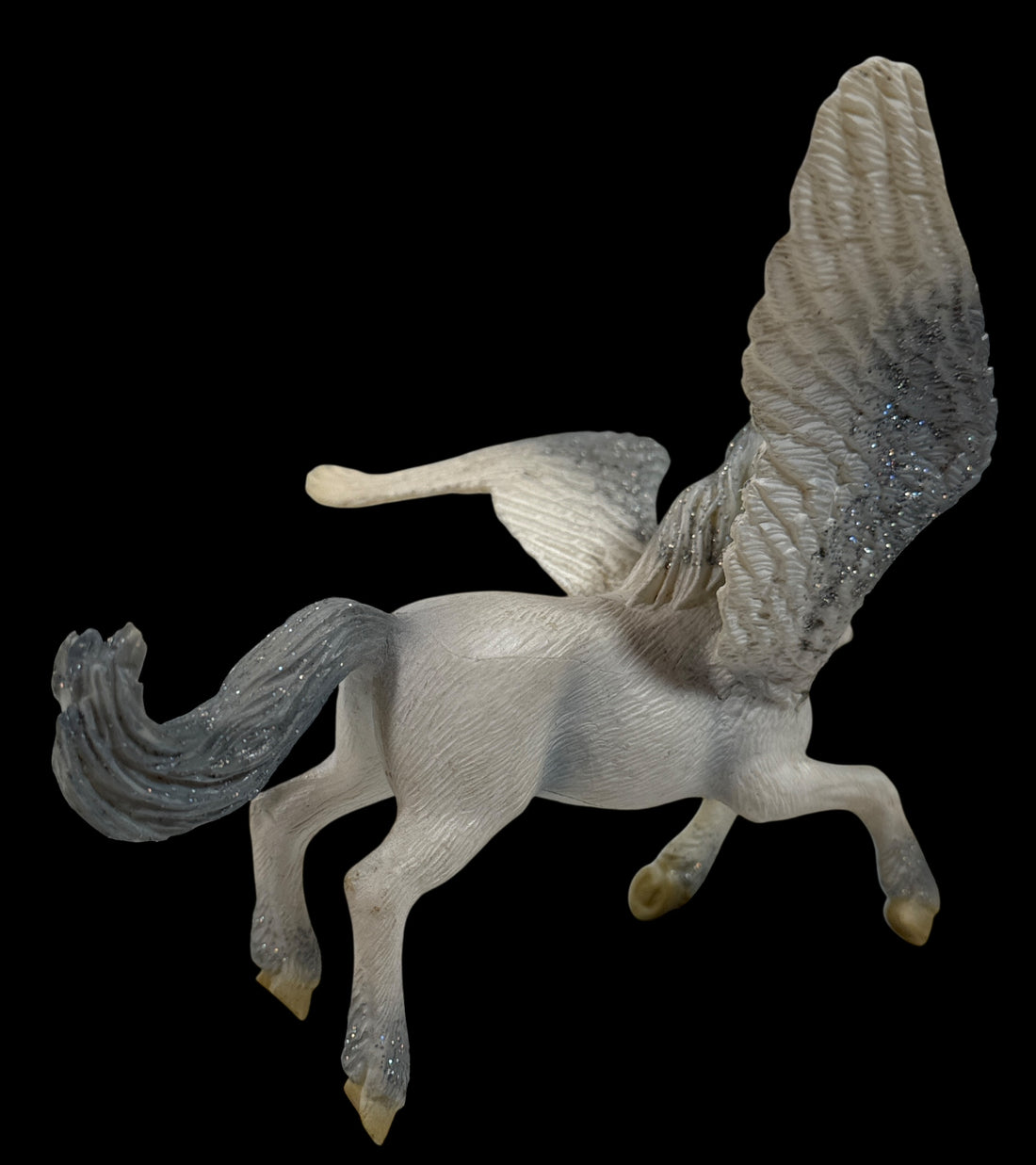 Original Company Germany Pegasus Figurine – white glitter resin winged horse décor, fantasy collectible, made in China, Eco Depot Montreal.