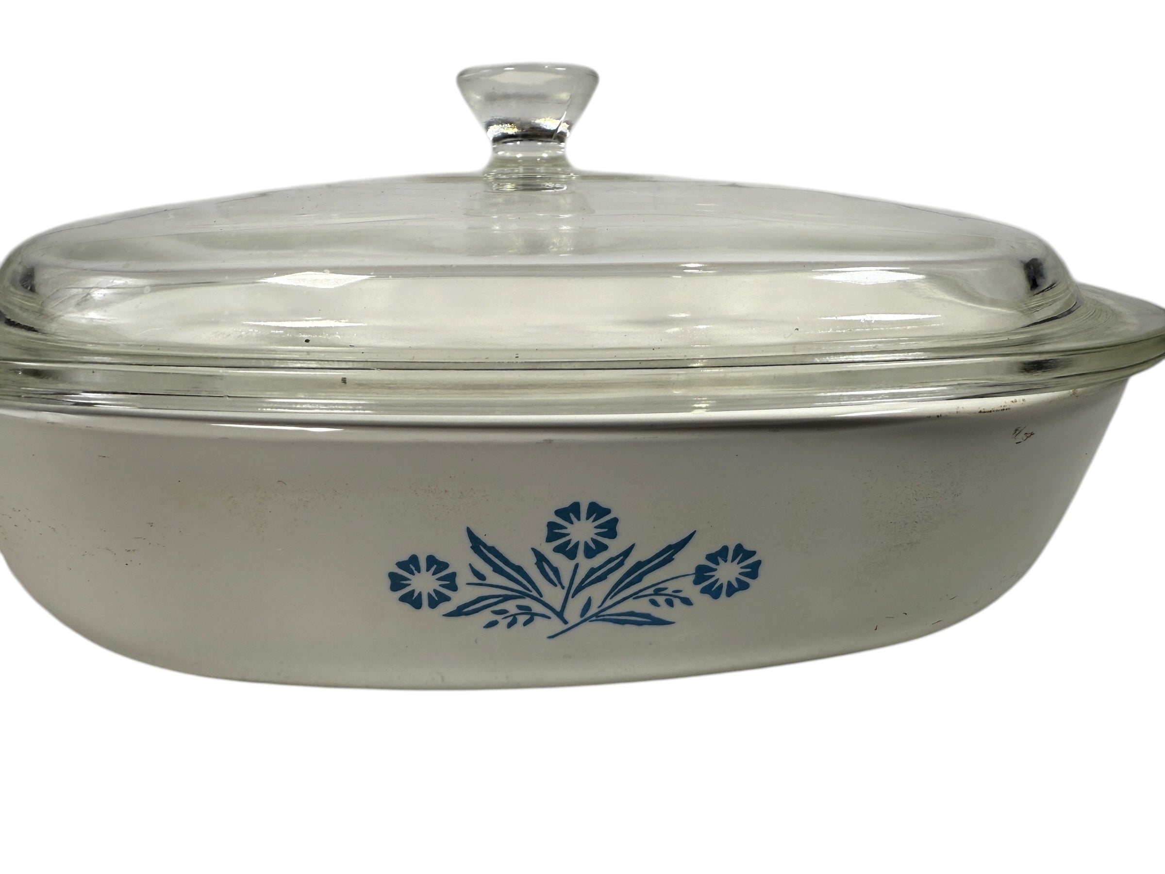 Vintage Corning Ware P-9 Blue Cornflower 9-inch casserole with glass lid. Canadian-made pyroceram cookware. Clean interior and functional vintage condition.