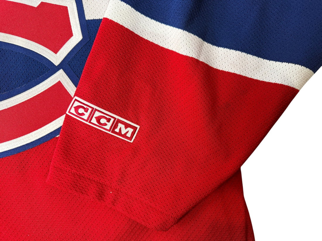 Vintage CCM Montreal Canadiens jersey with Kovalev #27, made in Canada. Quality sewn details, collectible fan gear. Ships fast from Montreal.