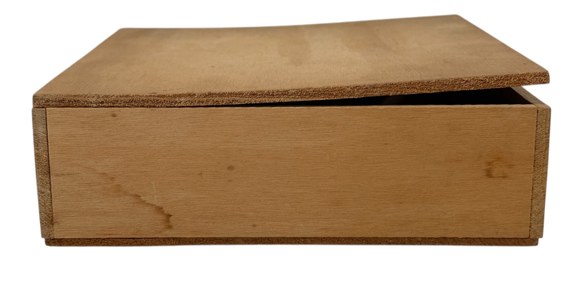 Boîte à gâteau en bois Demel Vienna Sacher Torte du début du XXe siècle