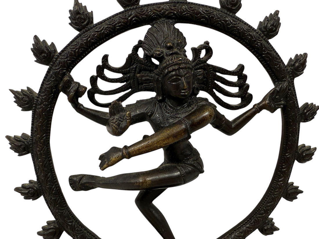 Indian Shiva Nataraja brass statue with cosmic ring of flames. Vintage devotional décor for altar, yoga or meditation spaces. Late 20th century. India.