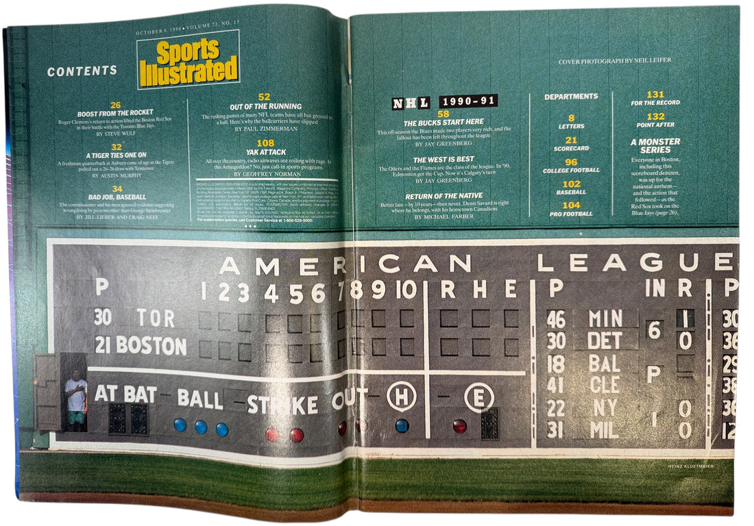 OJ Simpson Buffalo Bills cover Sports Illustrated October 1990 clean no-label collectible issue for NFL and magazine collectors.