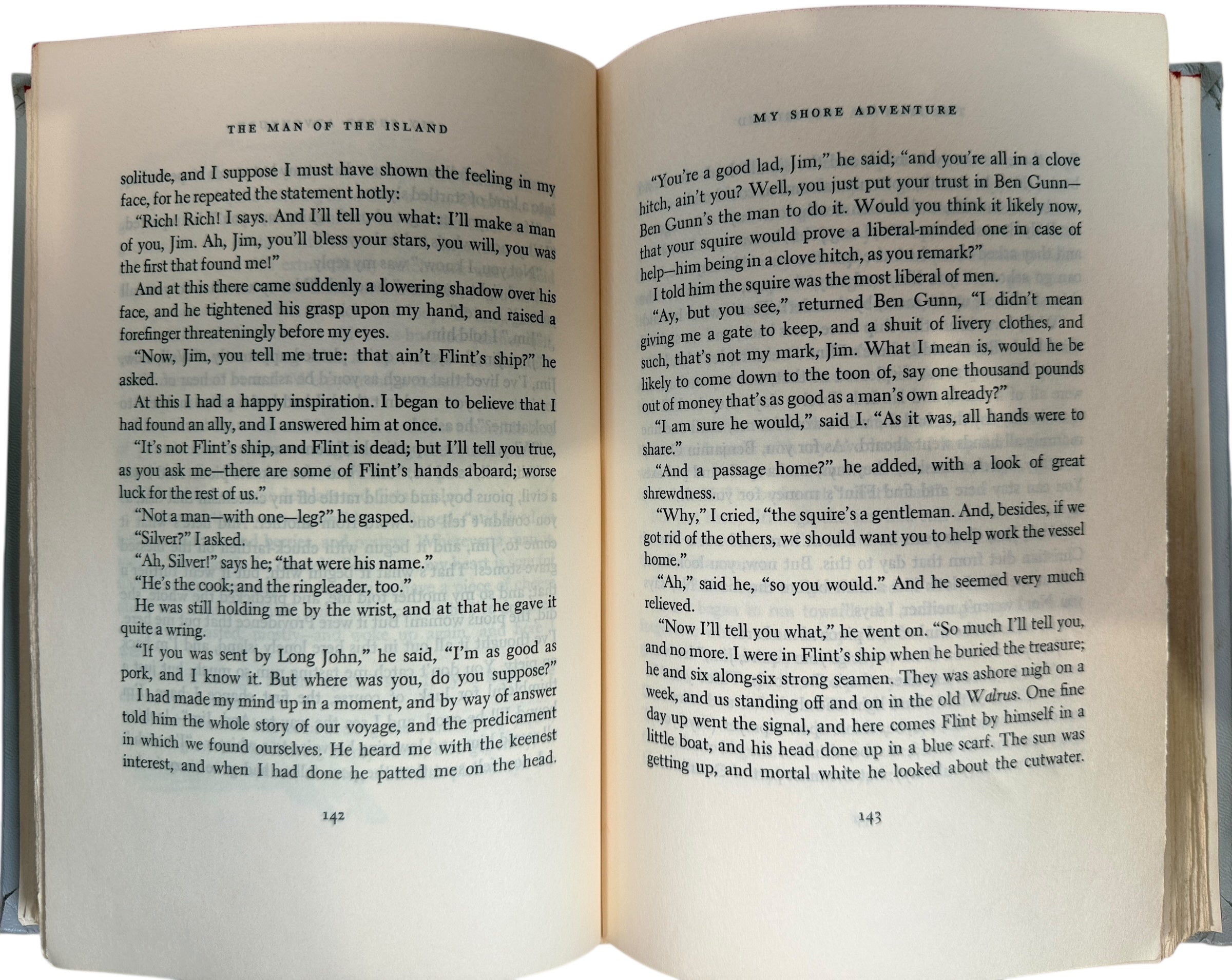 A 1954 Junior Deluxe Illustrated edition of Treasure Island with bright cover art. Vintage children’s classic, clean pages, ideal for décor or gifting.