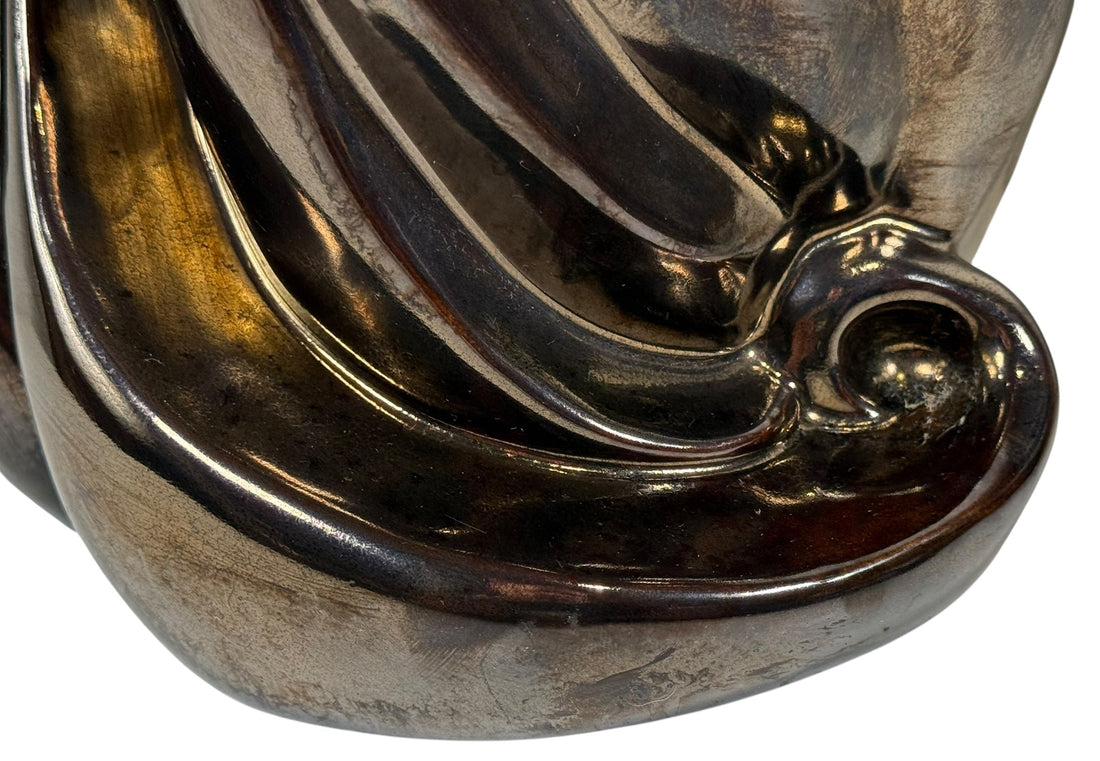 Sculpture abstraite en céramique moderne du milieu du siècle – Mère et enfant – 17 po, glaçure bronze