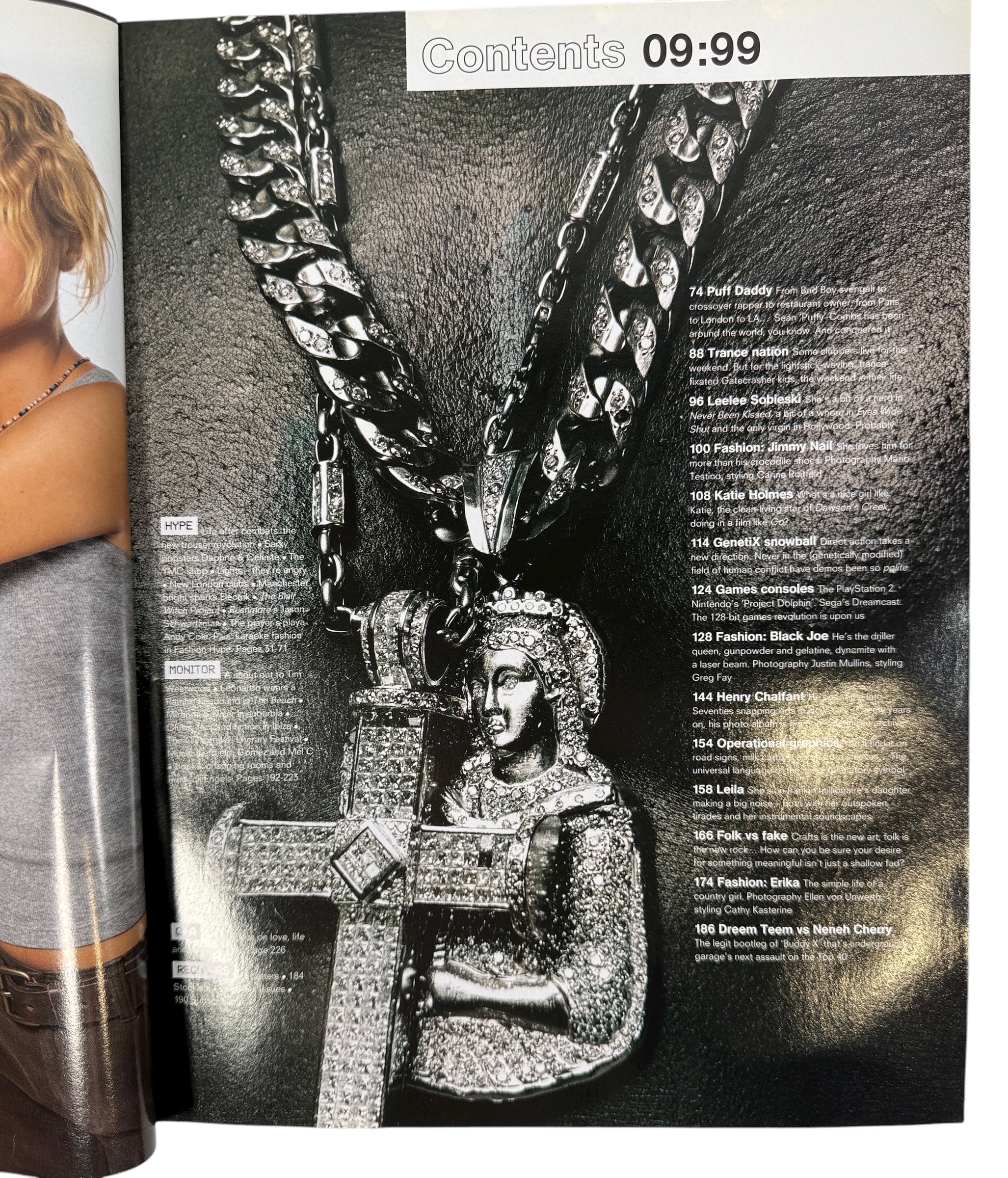 The Face Sept 1999 featuring Puff Daddy “ This is War! ” photo by James Dimmock — an iconic 90s hip-hop and fashion issue in great vintage condition.