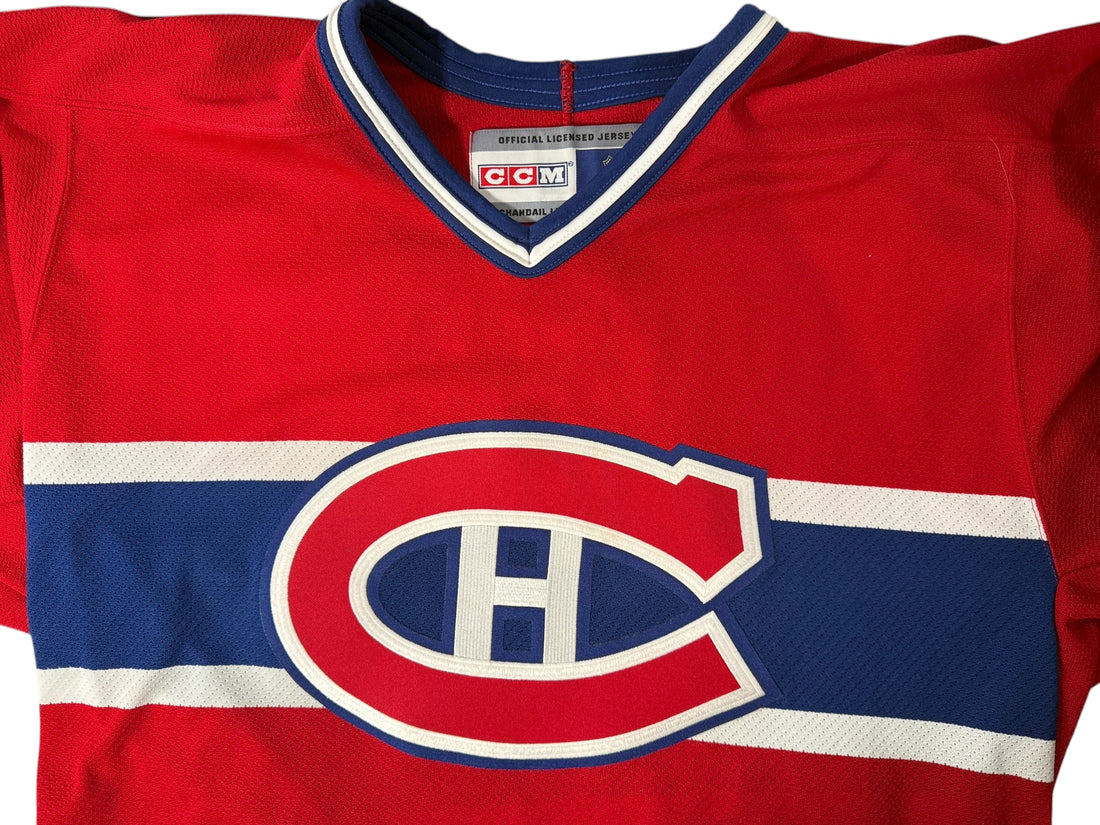 Vintage CCM Montreal Canadiens jersey with Kovalev #27, made in Canada. Quality sewn details, collectible fan gear. Ships fast from Montreal.
