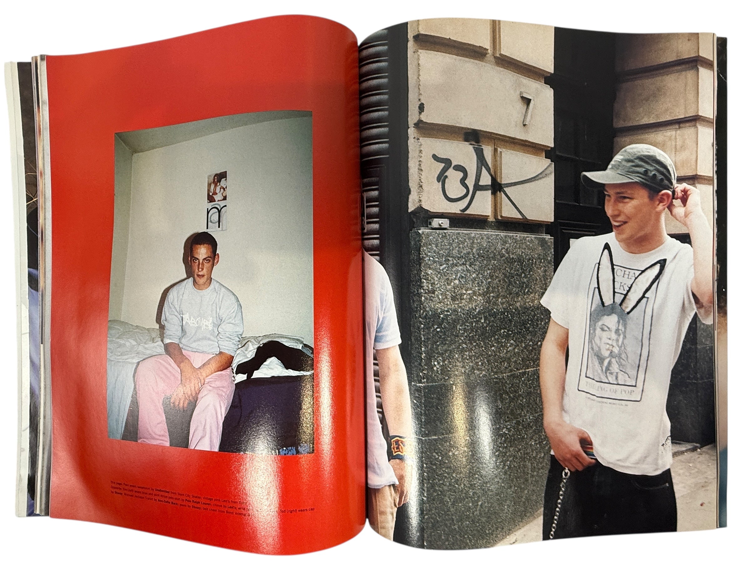 Dazed & Confused- Magazine  portrait  'Michael Stipe Revolutionary' , #68, Auugsut 2000