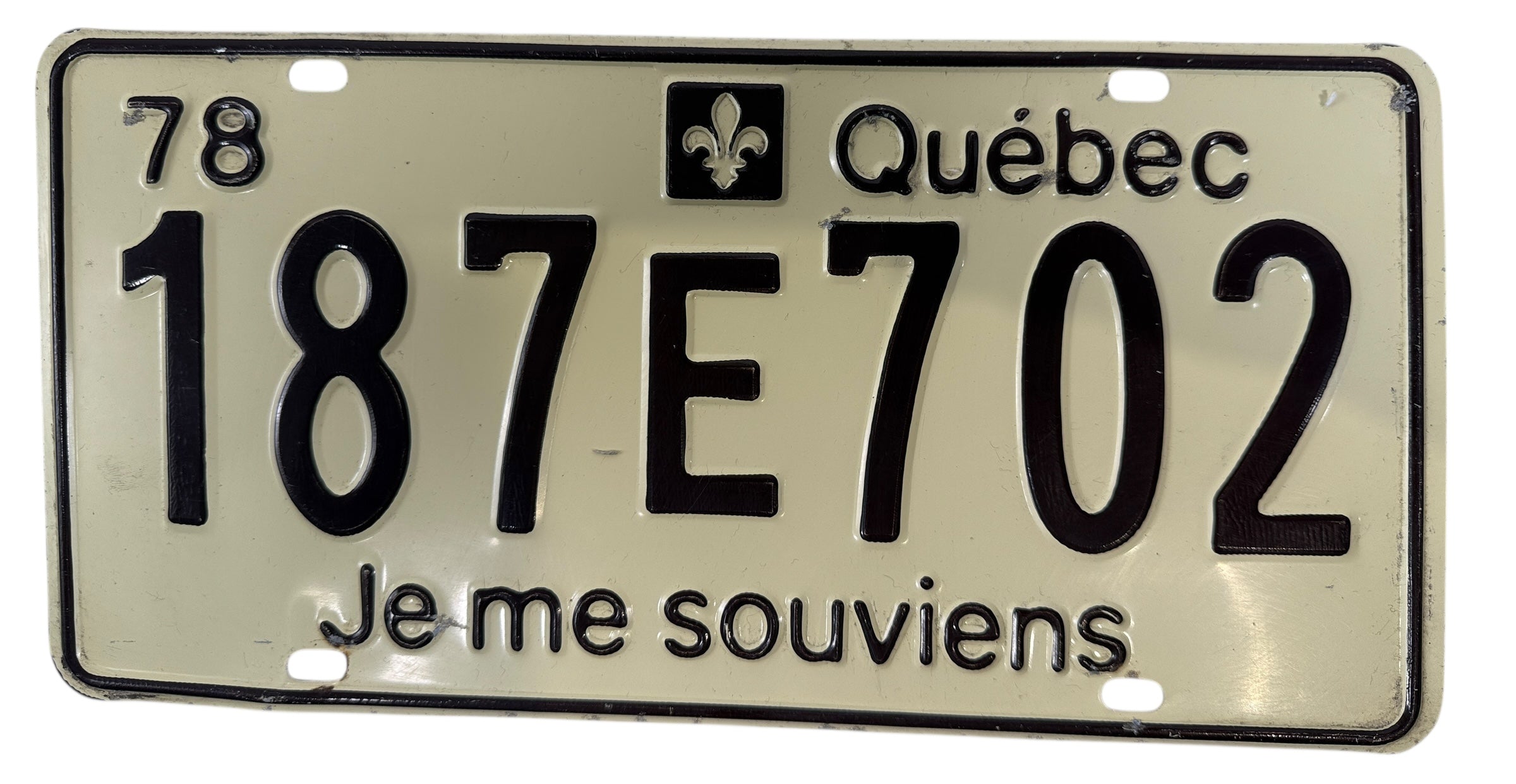 Vintage 1978 Québec Licence Plate – “Je me souviens” – Authentic Passenger Car Plate
