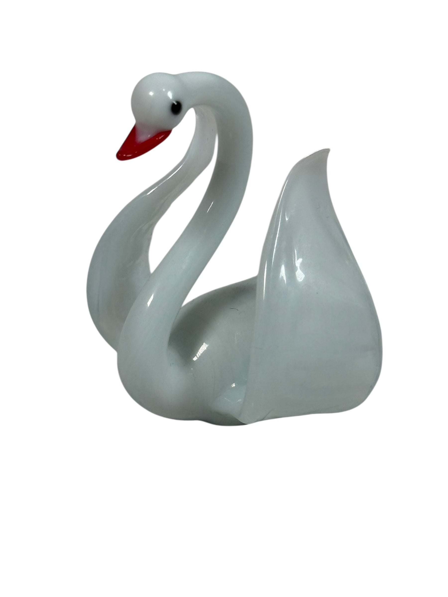 Murano-style art glass swan family set with opaline bodies and amber wings. Decorative 5-piece vintage-style glass display.