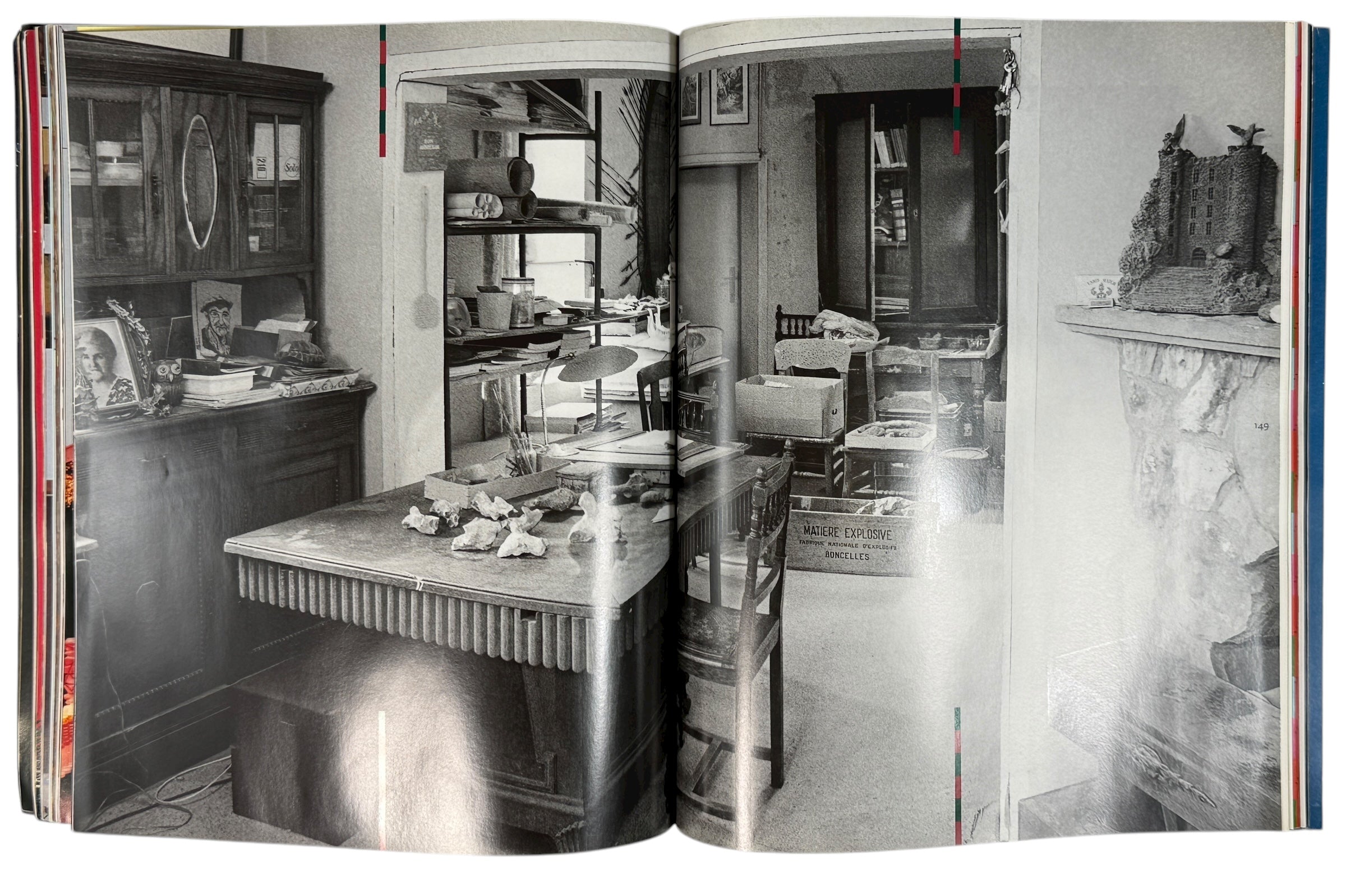 Collectible Nest Magazine Issue #7 (Winter 1999–2000). Bold interiors quarterly edited by Joseph Holtzman. Rare “Free Toy” concept cover.