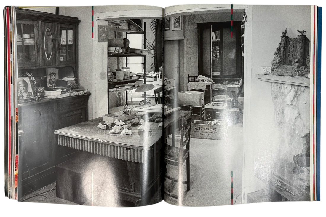 Collectible Nest Magazine Issue #7 (Winter 1999–2000). Bold interiors quarterly edited by Joseph Holtzman. Rare “Free Toy” concept cover.