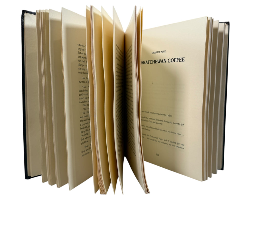 Limited 1982 Jewish memoir L’Chaim by Minnie Kahanoff. Numbered 63 of 150, signed and inscribed. Canadian prairie Jewish history hardcover.