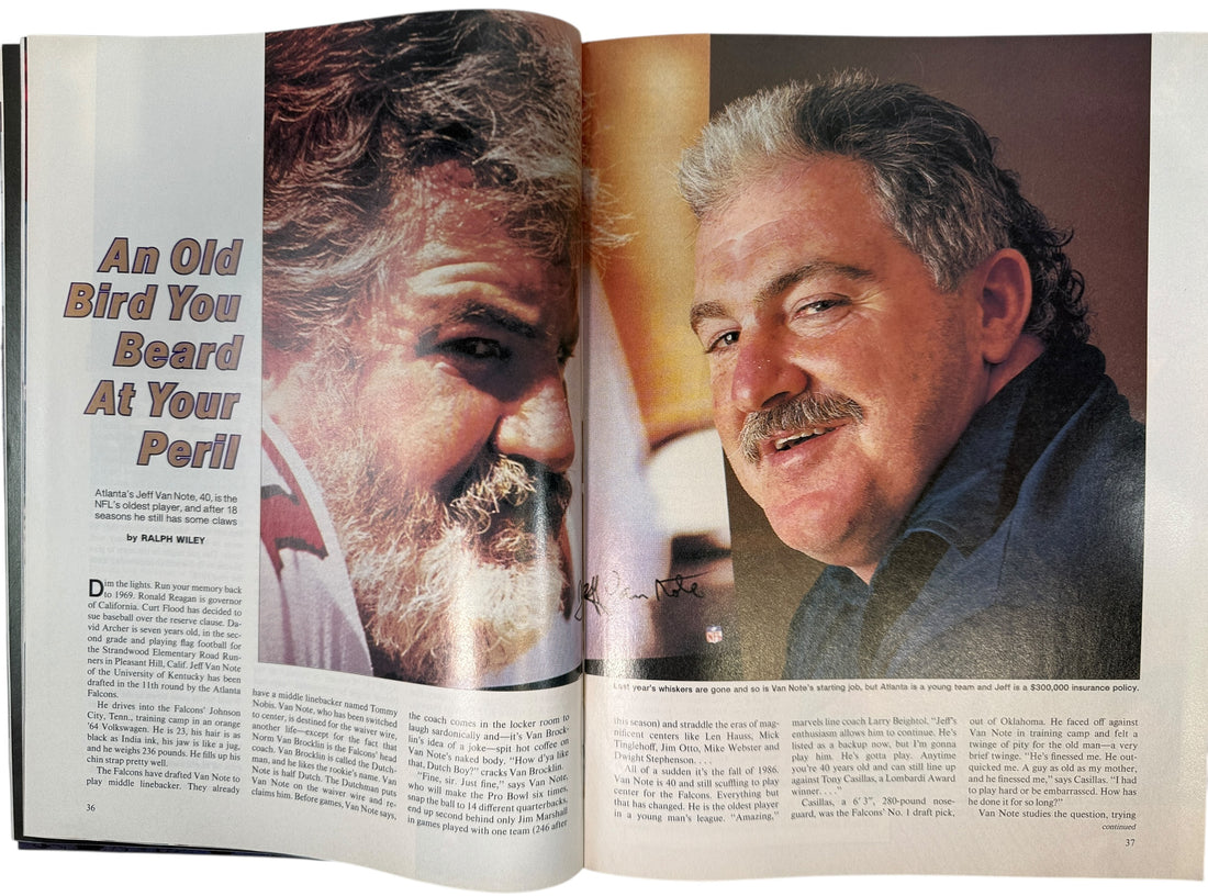 1986 Sports Illustrated issue featuring Darryl Strawberry and the Mets playoff preview. Clean no-label copy from the 1986 World Series season. Collectible sports magazine.