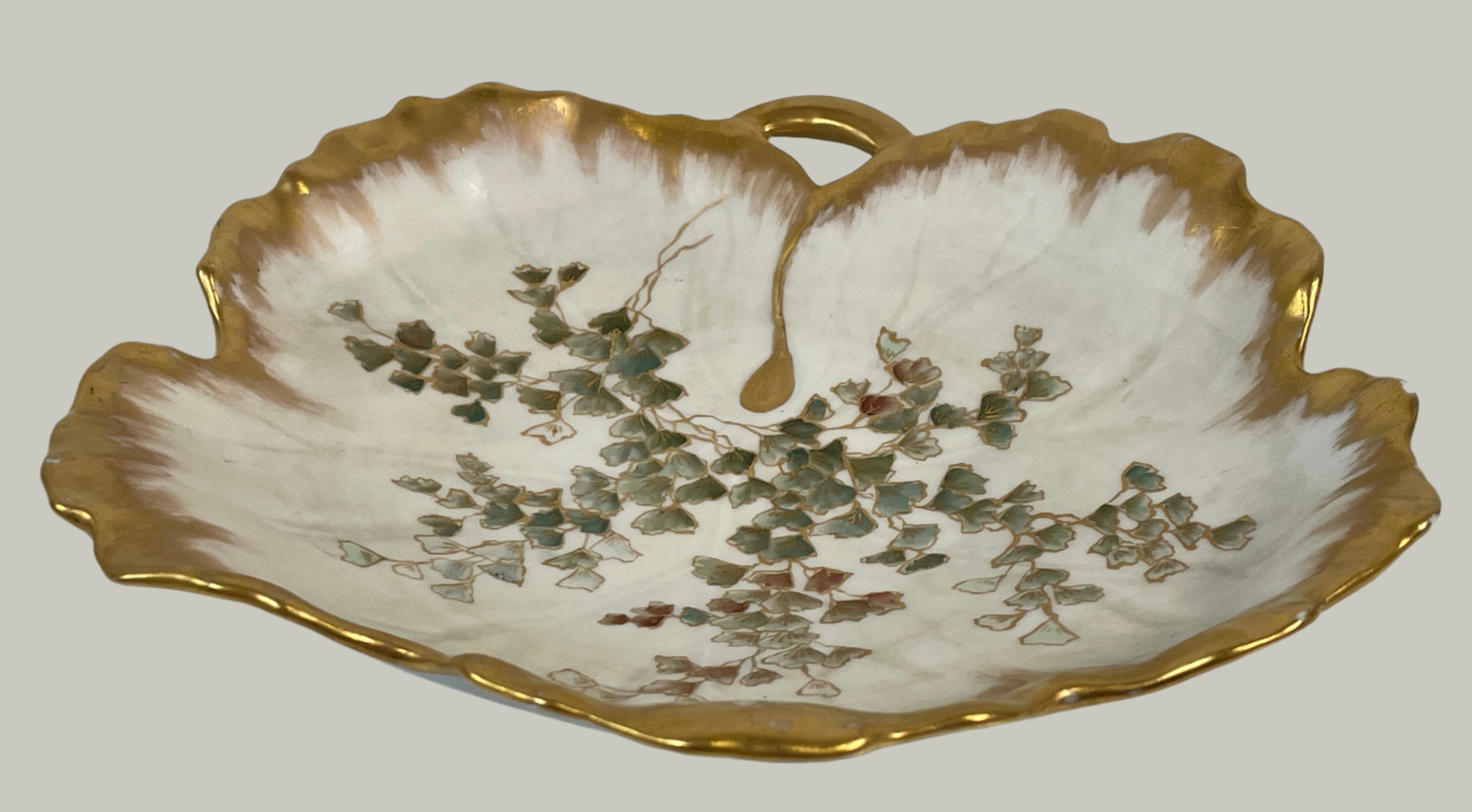 1896_Hand-Painted_Porcelain