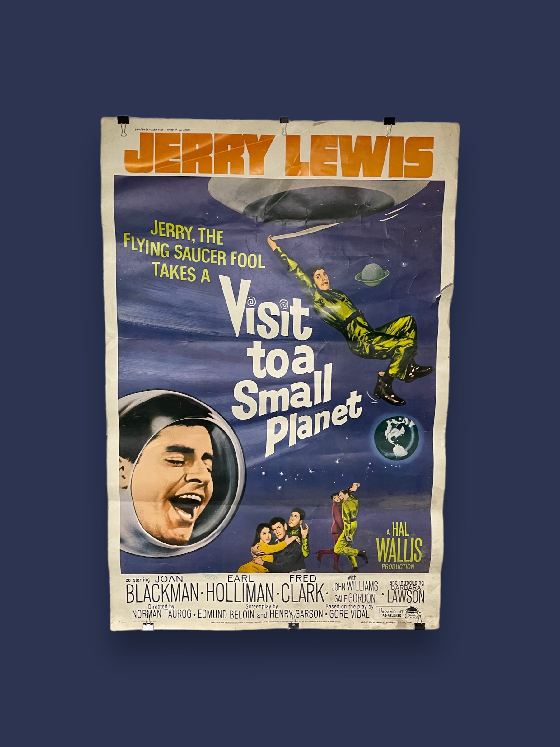Affiche de cinéma vintage "Visit to a Small Planet" mettant en vedette Jerry Lewis