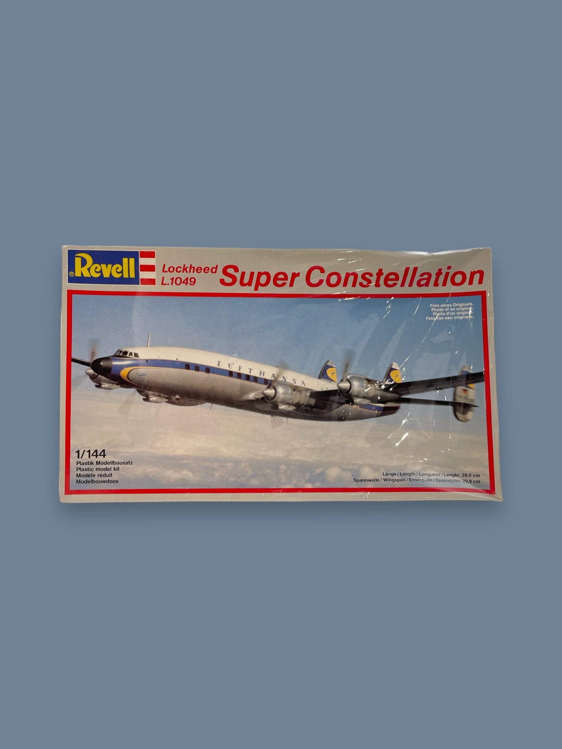 Modèle en plastique du Lockheed L.1049 Super Constellation