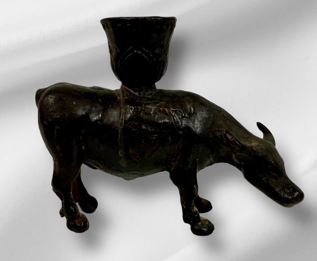 Chandelier antique ou vintage en bronze chinois en métal Lao Tzu Ox Water Buffalo