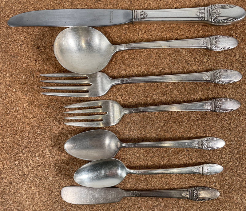 1847 Rogers. 70 Pieces First Love. No Box. Loose Flatware, Silver Plated