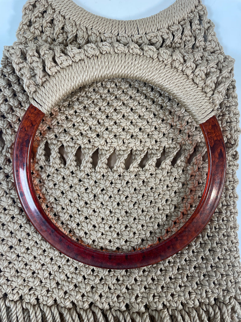 Vintage Boho Macrame Purse with Beige Lining. Excellent Condition