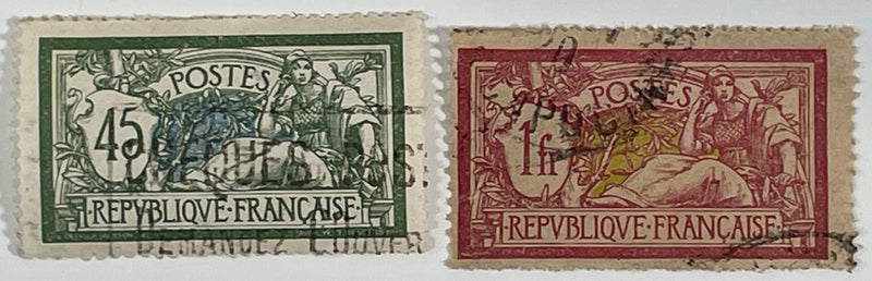 Paire de timbres, vers 1900-1923. France. 1 fr &amp; 45