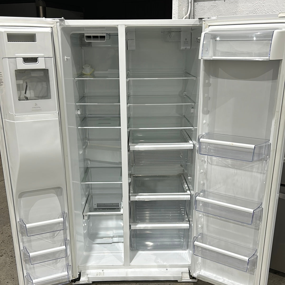 Réfrigérateur côte à côte Whirlpool WRS586FIEH , 36 Largeur, Distributeur de glaçons à travers la porte, Économe en énergie, 25.6 Capacité, Distributeur d'eau extérieur, Éclairage LED