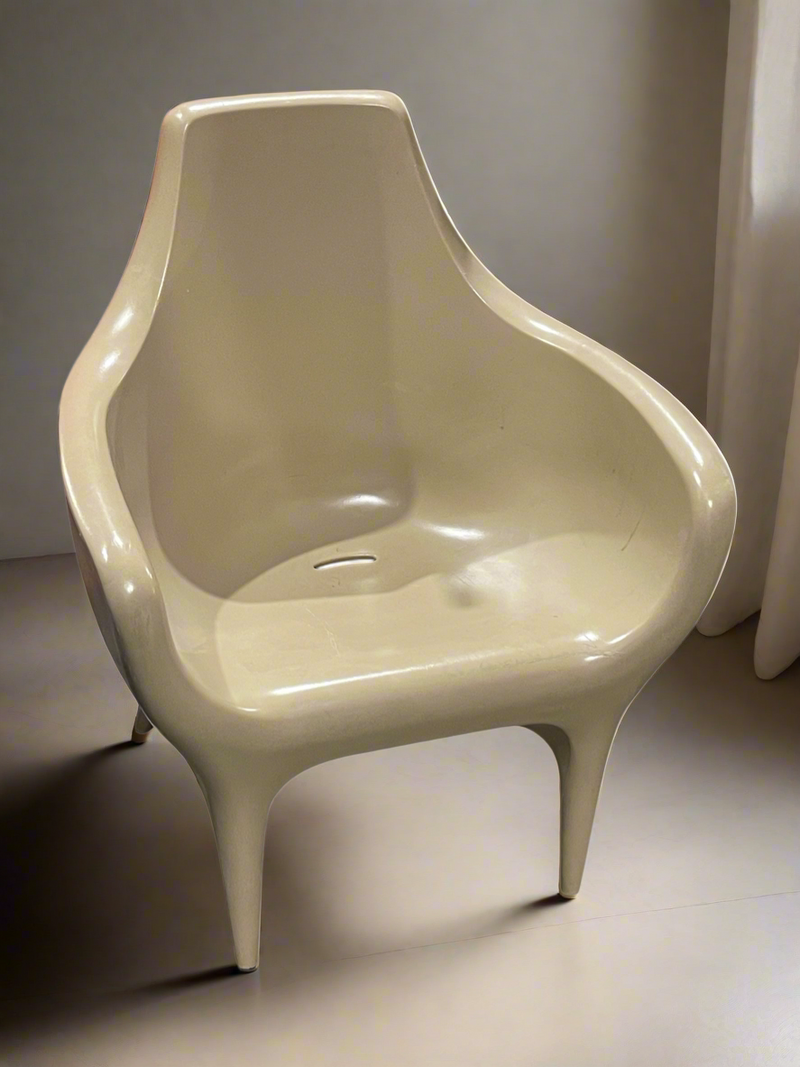 Fauteuil BD Barcelona Showtime par Jaime Hayon