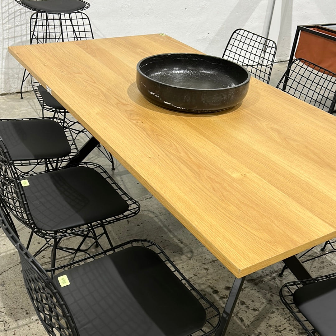 Nevada Dining Table