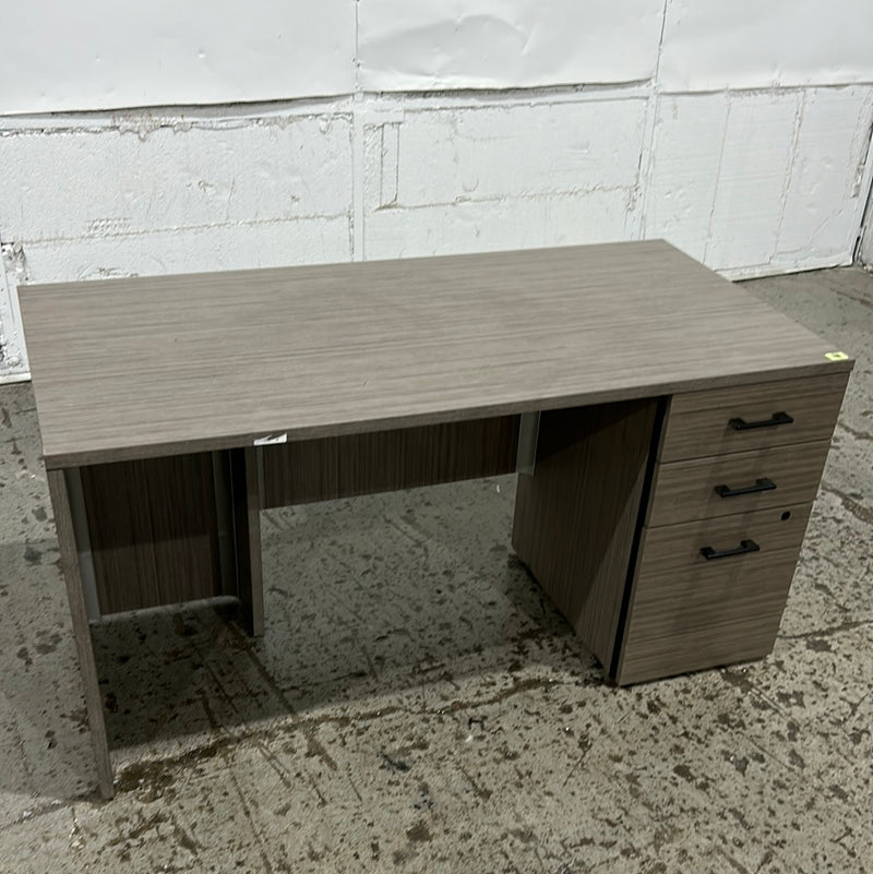 Bureau avec tiroirs