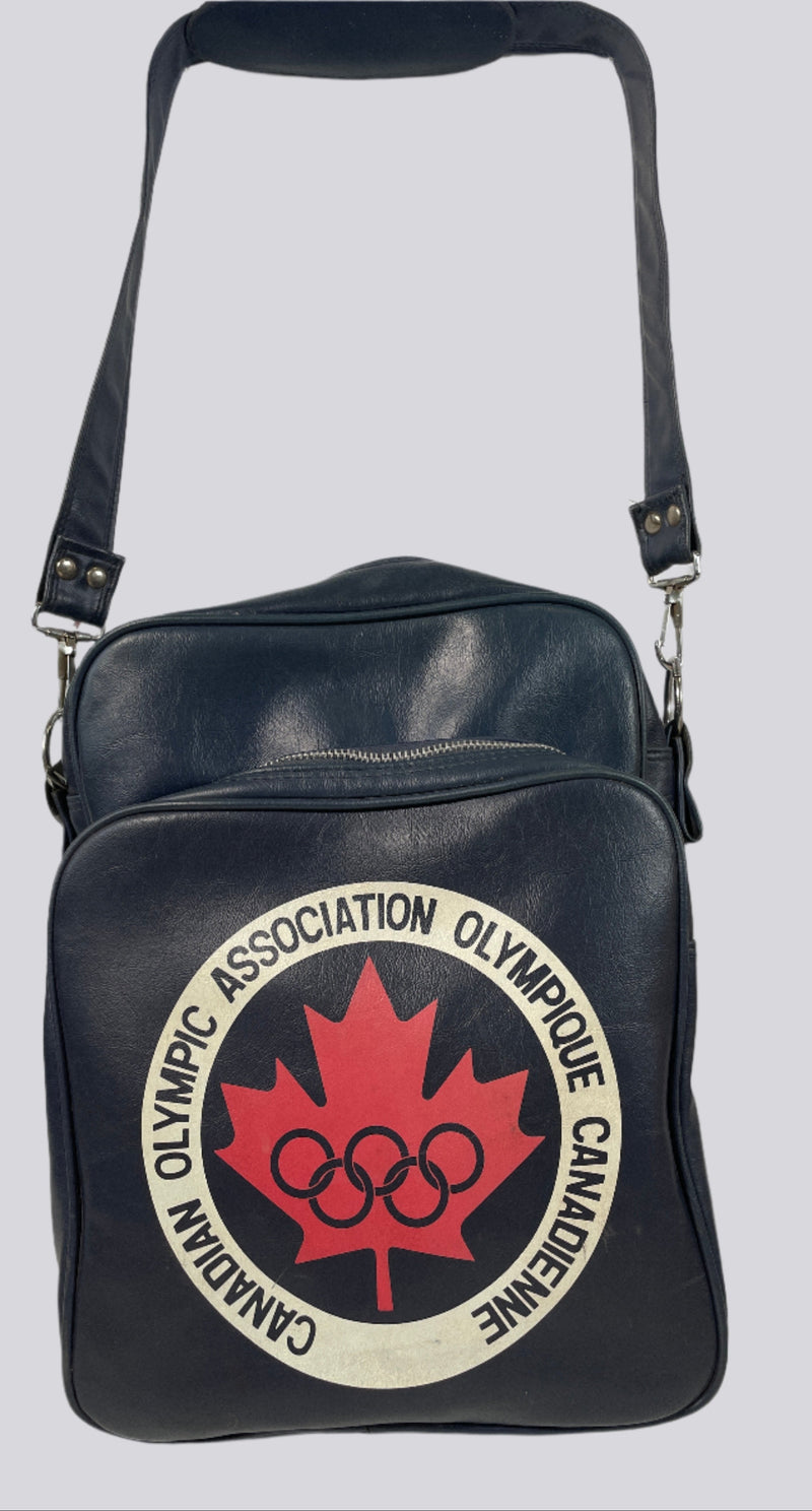 Rare 1976 Montreal Team Canada Cansian Olympic Association Leather Travel Bag