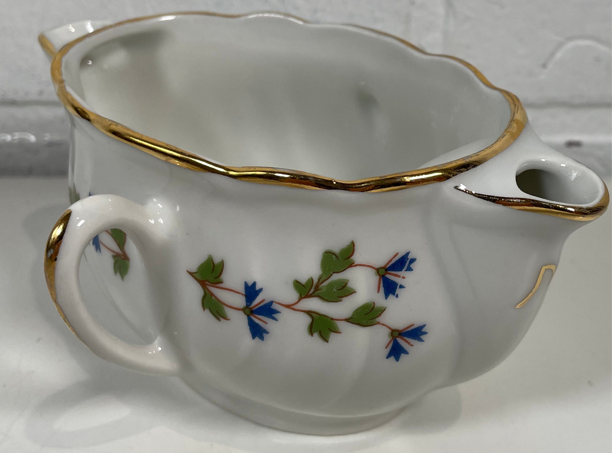 Saucière à double bec verseur vintage en porcelaine de Limoges par LF Veritable Porcelaine – Saucière à double anse